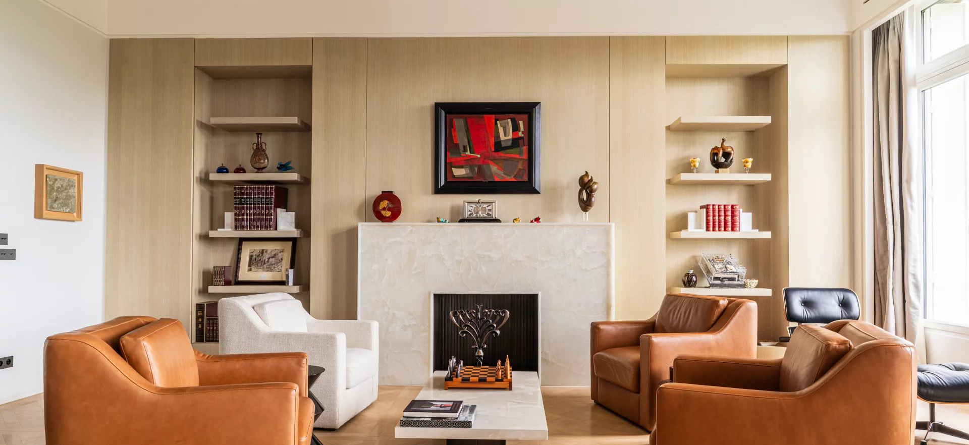 Discover this property: Neuilly-sur-Seine - France - Apartment, 7 rooms, 4 bedrooms - Slideshow Picture 3